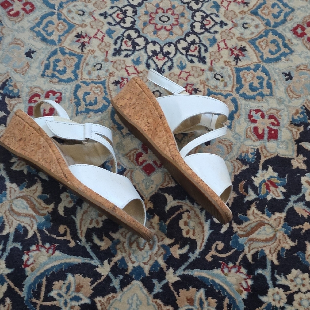 Gilbert Rohde White Sandals - Picture 2 of 5